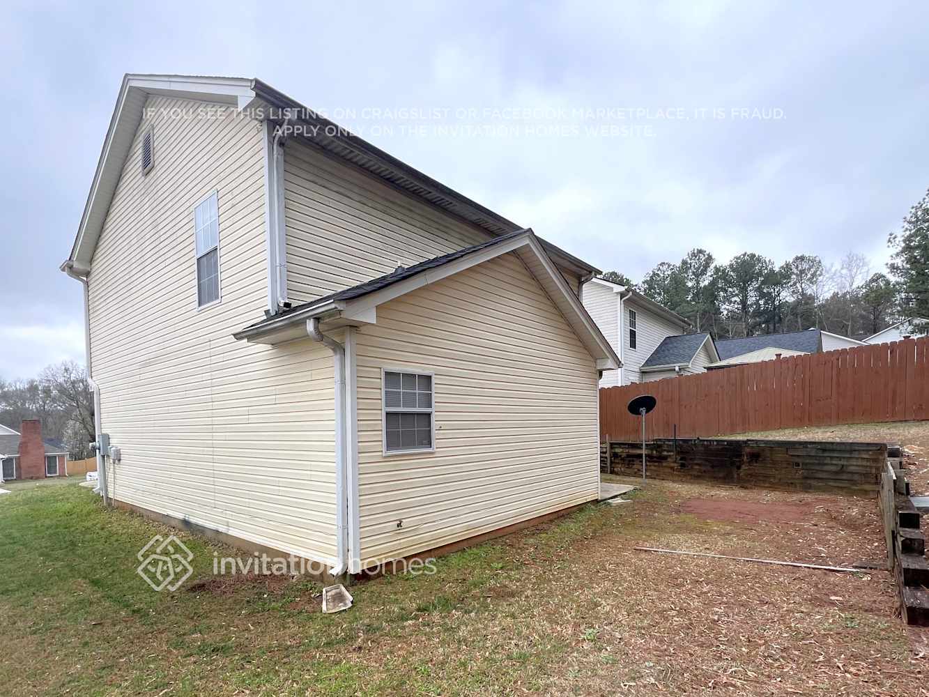 Building Photo - 1890 Riverchase Cir NE