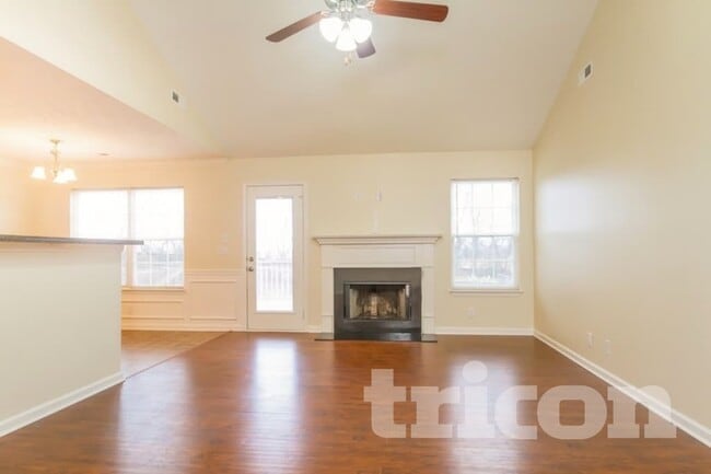 Building Photo - 1206 Aretha Dr