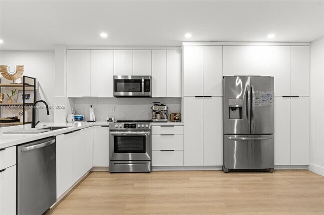 Building Photo - 11580 SW 91st Terrace