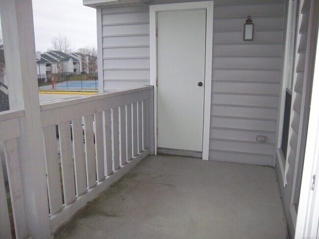 Building Photo - 110 Leafwood Ln