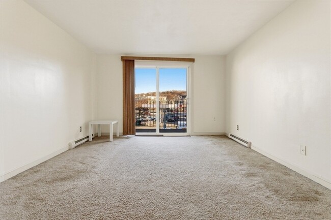 Building Photo - 36 Essex St