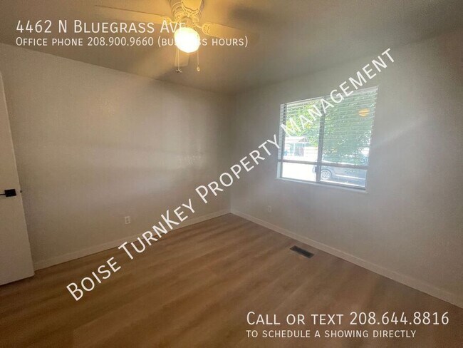 Building Photo - 4462 N Bluegrass Ave