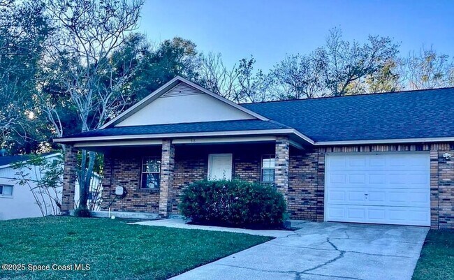 Primary Photo - 58 Bougainvillea Dr