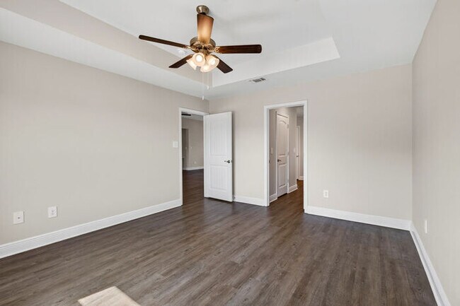 Building Photo - 15028 Emersyn Ln