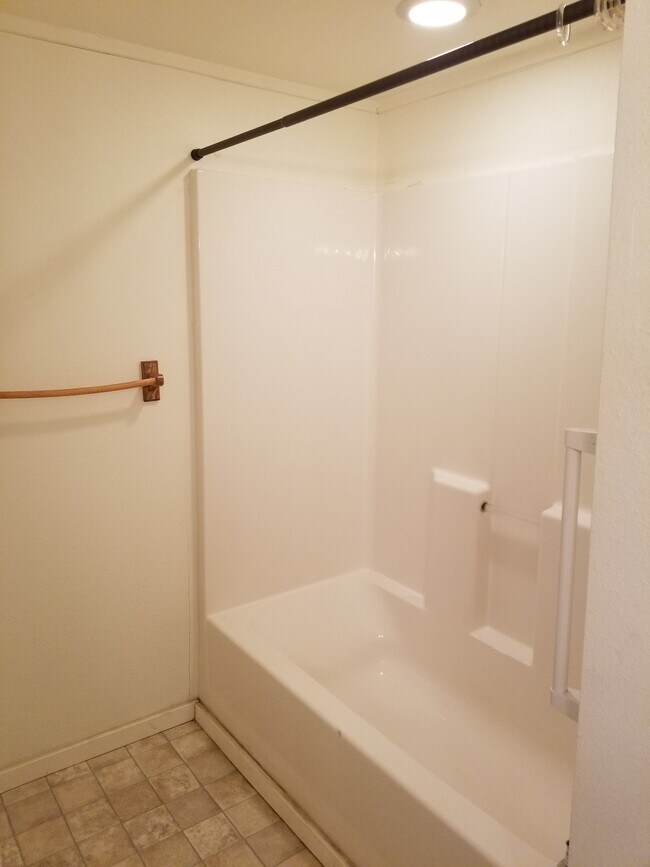 Building Photo - 295023