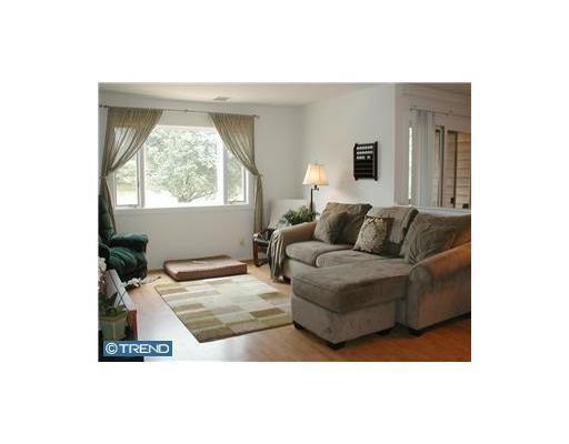 Building Photo - 2217 Sayre Dr