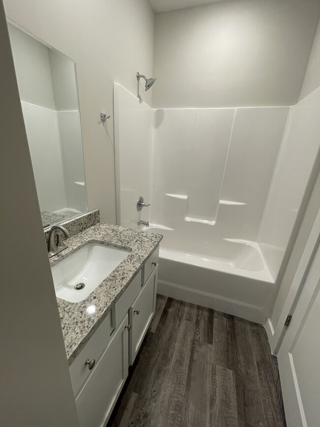 Building Photo - Goddard Duplex
