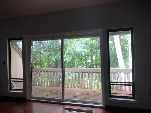 Building Photo - 42 Mallard Dr