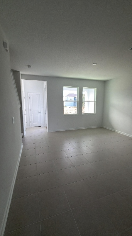 Building Photo - 382 Sol Vis Dr