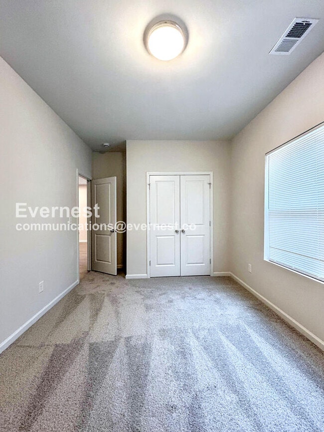 Building Photo - 310 N Correll St