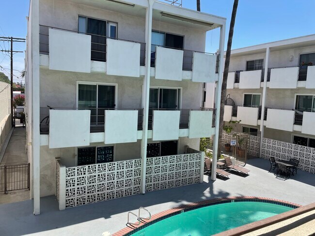 Building Photo - 4445 Cartwright Ave