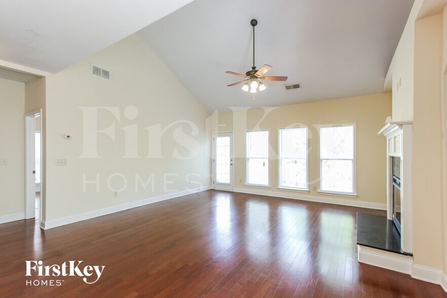 Building Photo - 136 Janney Cir