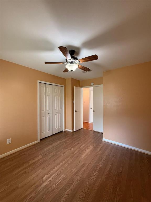 Building Photo - 4827 Sunshine Dr