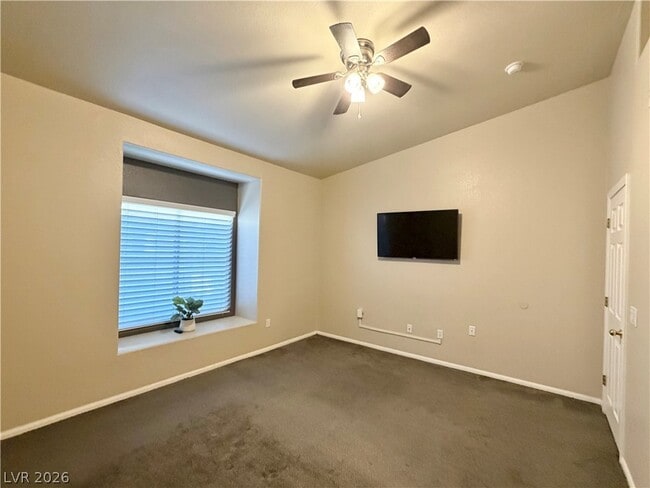 Building Photo - 4930 Black Bear Rd