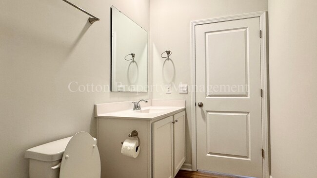 Building Photo - 441 Tributary Cir