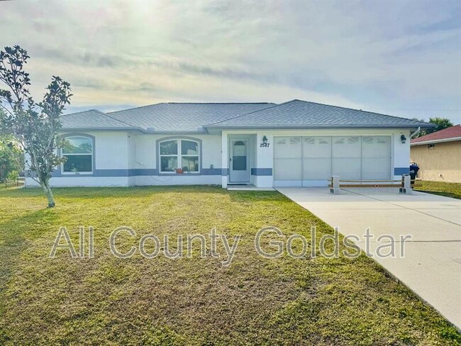 Building Photo - 2587 Logsdon St