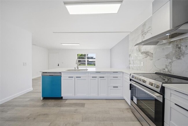 Building Photo - 34815 Gardenia Way