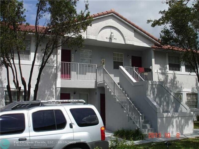 Building Photo - 4295 NW 114th Terrace
