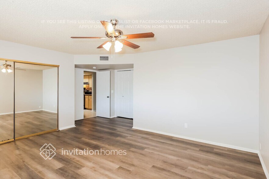 Building Photo - 6027 W Carol Ann Way