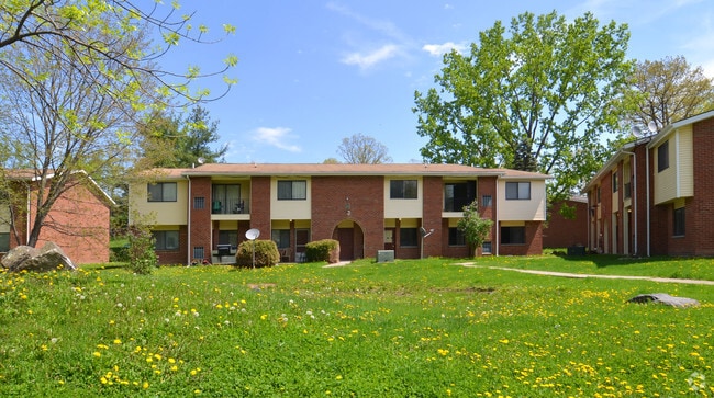 Oakbrook Manor - Oakbrook Manor LLC