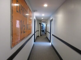 Building Photo - 245 W North Ave