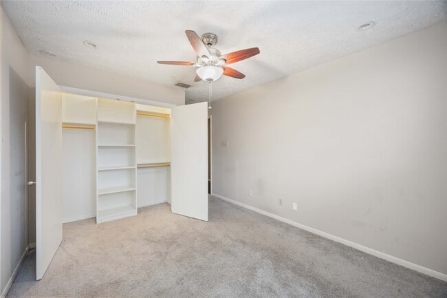 Building Photo - 9871 Sageaspen Ln