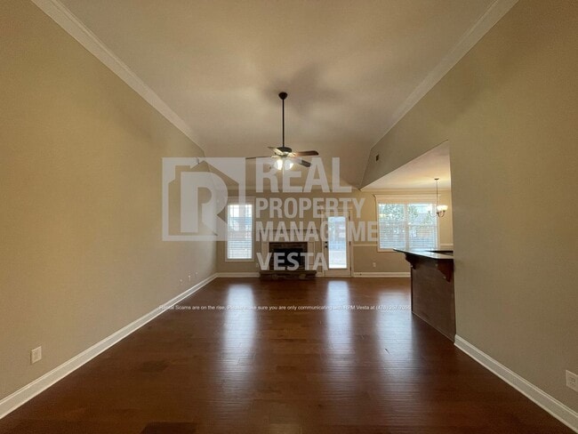 Building Photo - 904 Rainbow Springs Rd