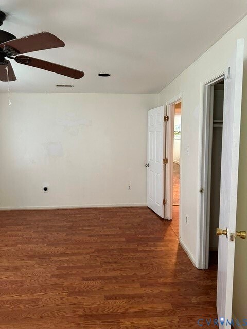 Building Photo - 7617 Sunny Bank Dr