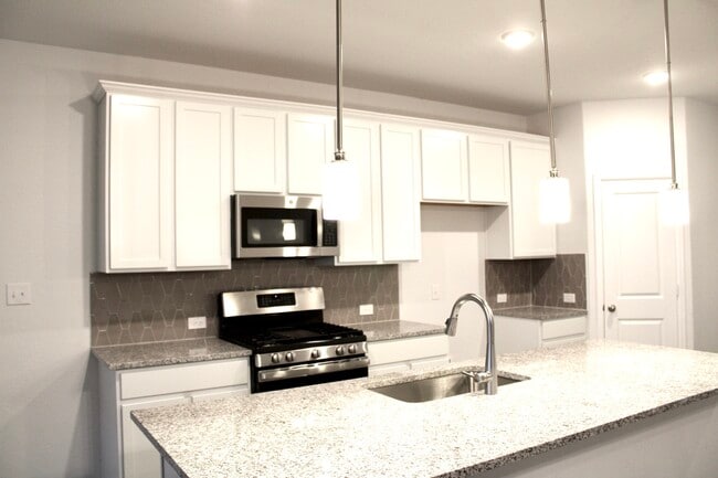 Building Photo - 949 Blue Oak Blvd