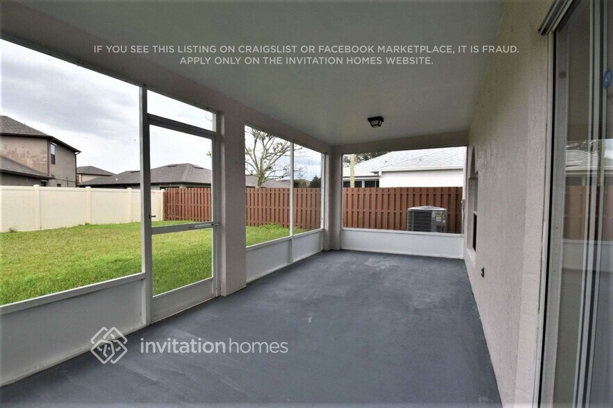 Building Photo - 3876 La Flor Dr