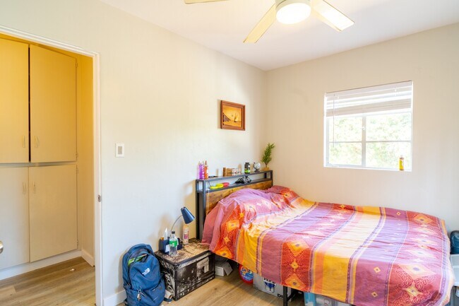 Building Photo - 6430 Montezuma Rd