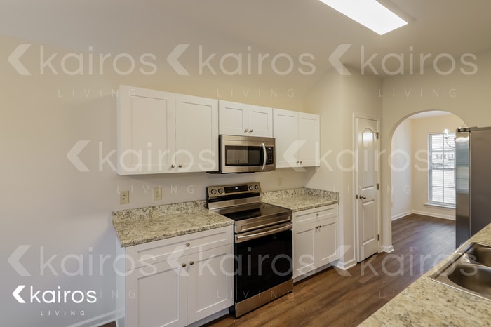 Building Photo - 71 Hideaway Ln