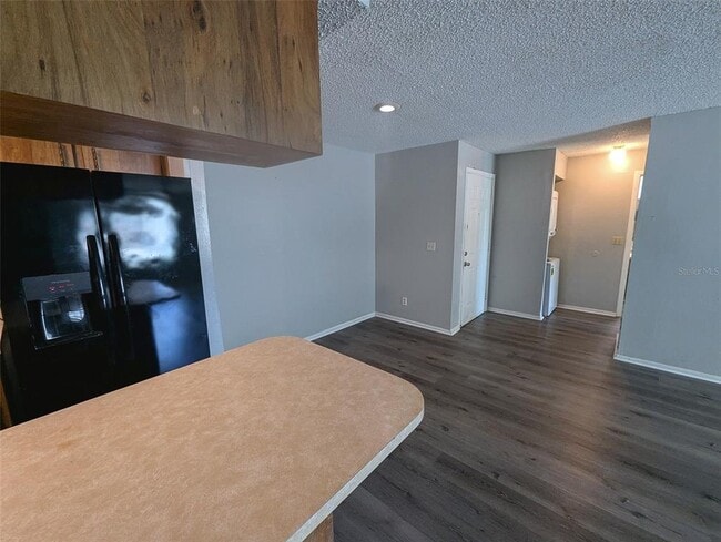 Building Photo - 228 Thorntree Pl