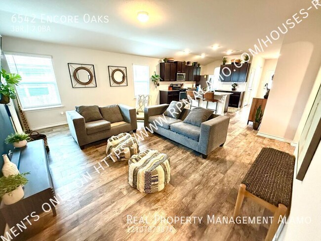 Building Photo - 6542 Encore Oaks