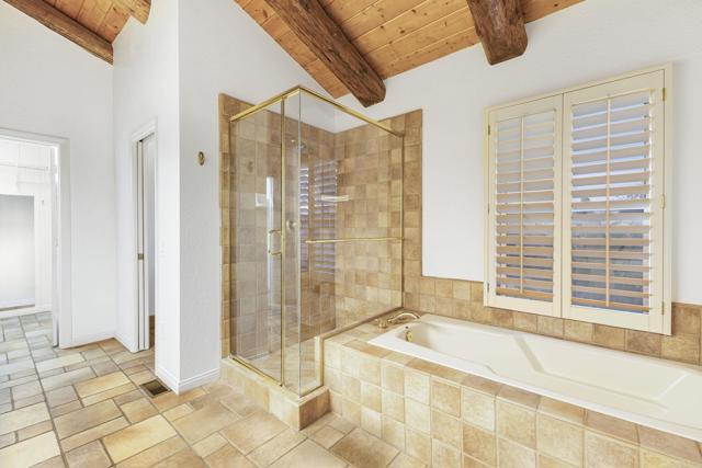 Building Photo - 28720 Sandhurst Way