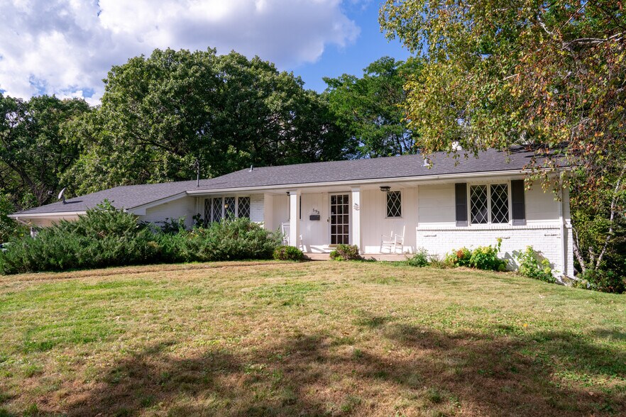 Building Photo - 593 Rice Creek Ter NE