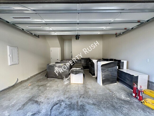 Building Photo - 1861 Zeta Way