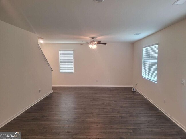 Building Photo - 2021 Vidalia Ct