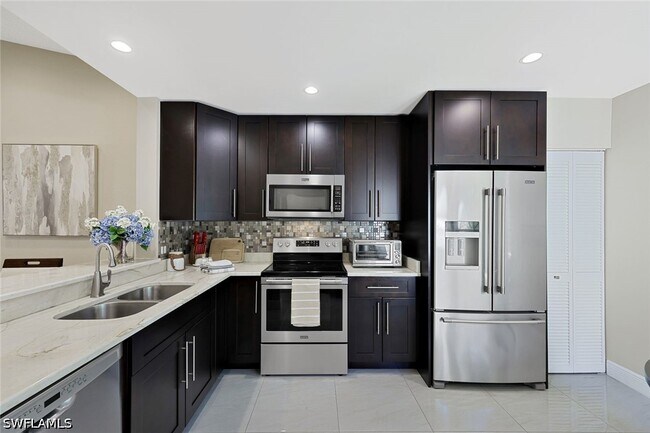 Building Photo - 613 Serendipity Dr