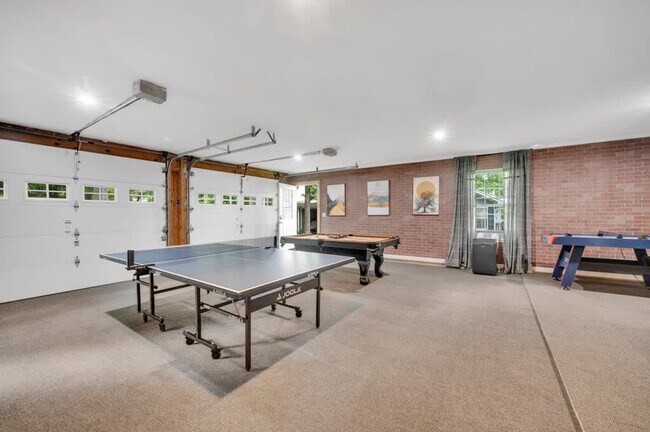 Building Photo - 254 Beaten Path Rd