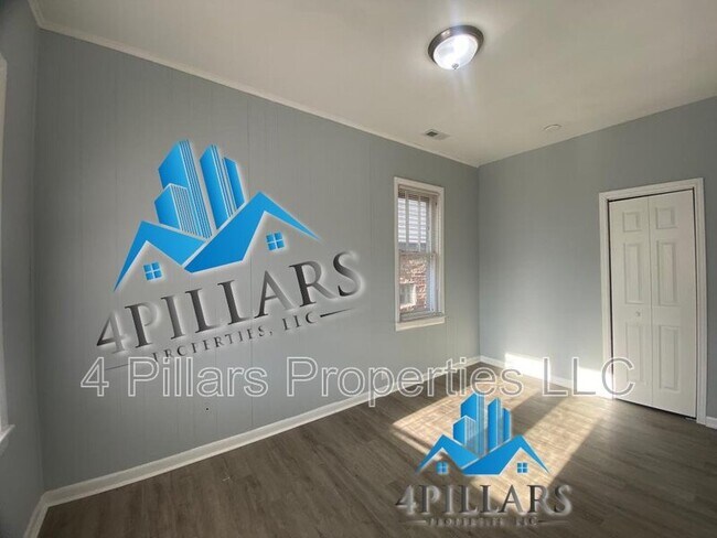 Building Photo - 5007 Magoun Ave