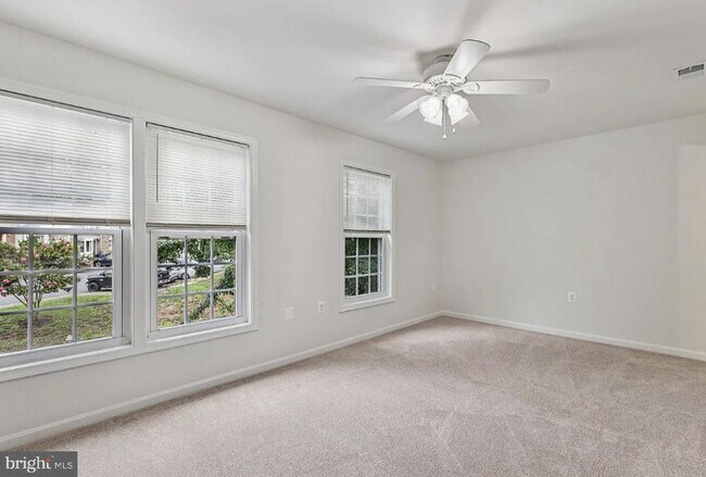Building Photo - 14215 Heritage Crossing Ln