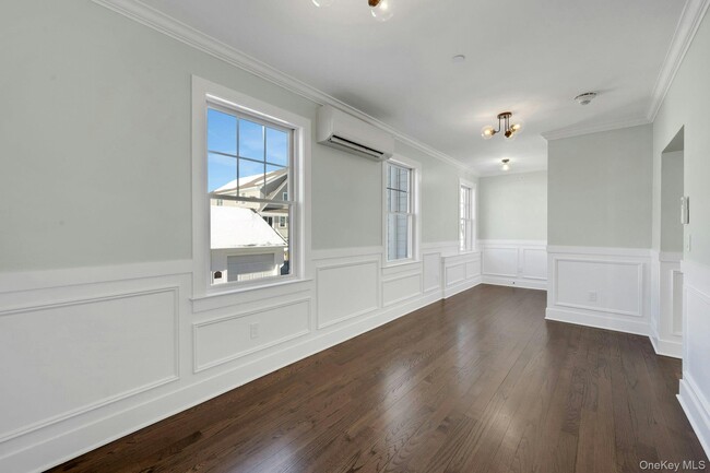 Building Photo - 74 Nelson Ave