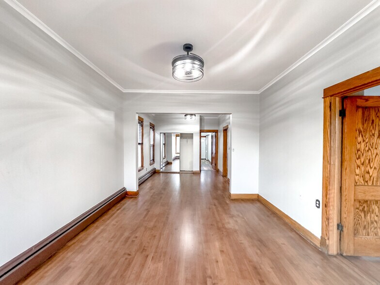 Building Photo - 3415 W McLean Ave