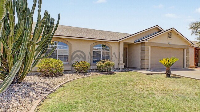 Building Photo - 2049 E San Tan Ct