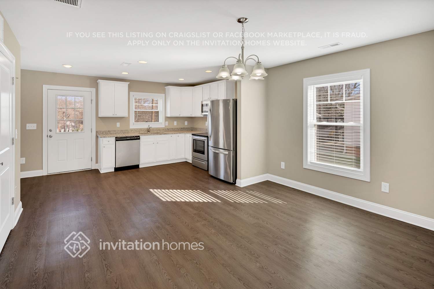 Building Photo - 298 Vance Dr NE