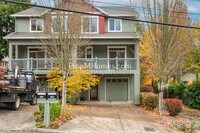 Building Photo - 1240 SW Cheltenham St