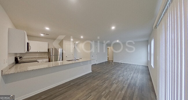 Building Photo - 108 Rock Run Trl