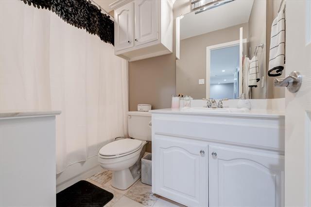 Building Photo - 1804 Briaroaks Dr