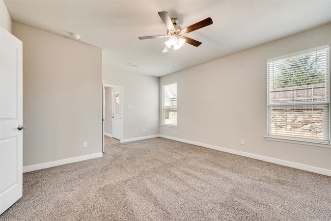 Building Photo - 270 Irish Moss Dr